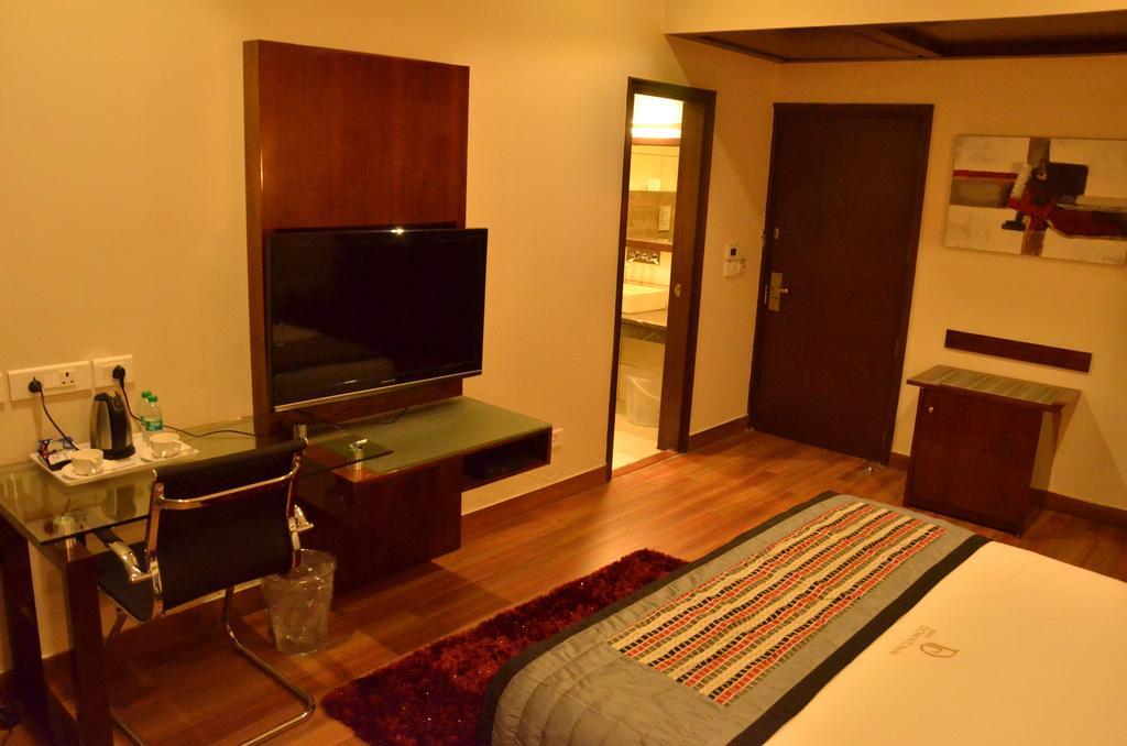 Hotel Down Town Jalandhar Quarto foto
